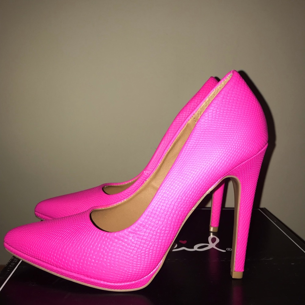 Hot/Neon Pink Python Textured High Heels